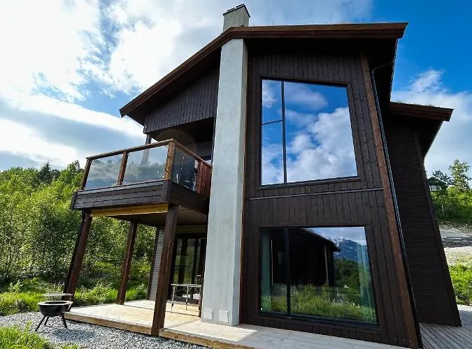 Exclusive Nordic With Sauna - Prime Location At Near Geiranger * Stranda (More og Romsdal)